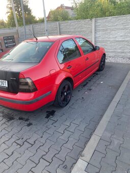 Prodam W Bora 1.6 74kw - 2