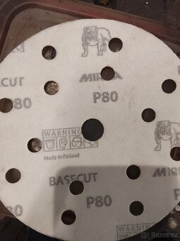 Brusný papír 150mm - 2
