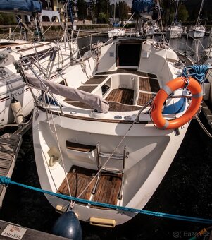 Plachetnice Bavaria 320 - 2