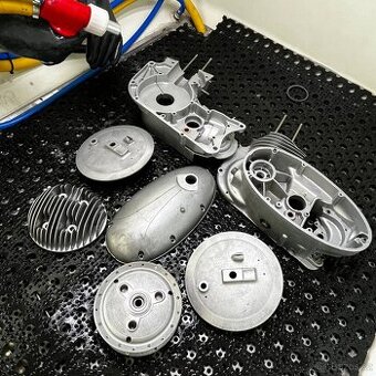Aquablasting, vodní pískování, renovace automotodílů - 2