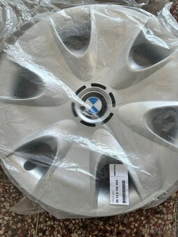 Poklice BMW - kryty kol - 2