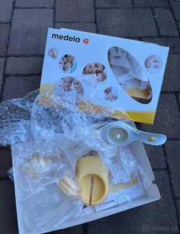 Ruční odsávačka Medela - 2