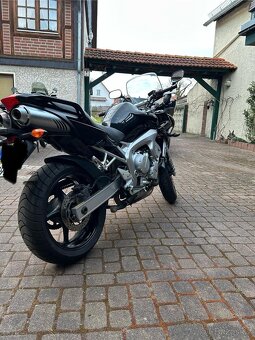 Yamaha FZ6 - 2