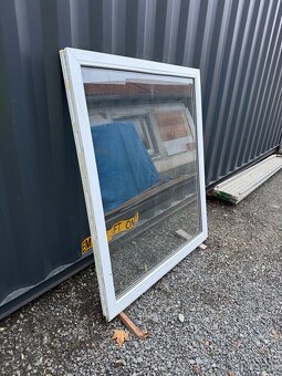 Okna použitá fixní 150x130 a 180x150cm - 2