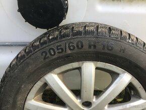 Prodám pneu na ALU diskách Suzuki sx4. - 2