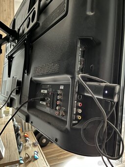 LCD televize 127cm + chytrý box - 2