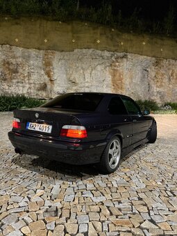 BMW E36 323i Coupe - 2