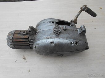 Jawa 550 pařez motor - 2