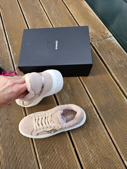 Pinko zimní sneakers vel.36 a 37 s kožíškem nové original - 2