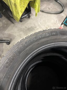 Zimni pneu Michelin 215/50/17 - 2
