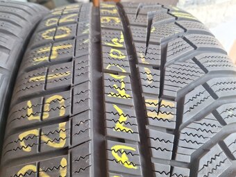 Prodám zimní pneu 225/40/18 Hankook - 2