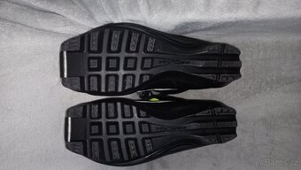 Boty na běžky vel. 38 NNN - 2