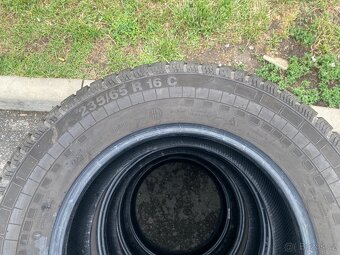 Celoroční zátěžové pneumatiky continental 235/65/16c - 2