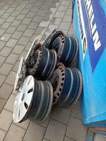 Prodám plechové disky Ford - 2