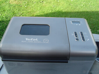 PRODÁM DOMÁCÍ PEKÁRNU TEFAL - TOP STAV - 2