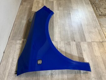 ŠKODA FABIA 2 - 5J - 2007-2014 - blatník PP - 4590 - 2