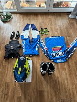 Dětská motokrosová výbava - 2