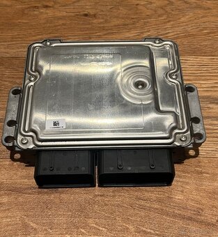 ECU řídící jednotka motoru Bosch - Peugeot Citroen - 2