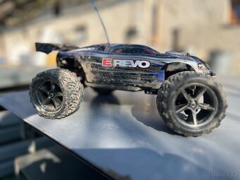 Traxxas e-revo 1/16 4x4 - 2