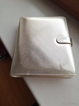 Diář Filofax Saffiano - limitovaná edice Gold 2018 - 2