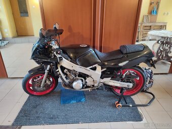 Yamaha FZR 600 3HE 67kw, A2, padená - 2
