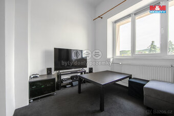 Pronájem bytu 1+kk, 26 m², Zdice, ul. Palackého náměstí - 2