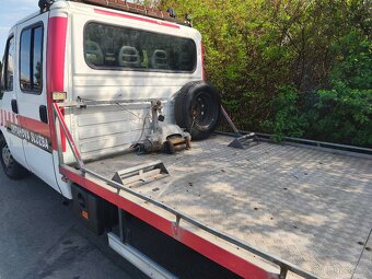 Prodám odtahovku Fiat Ducato 2.8 JTD 7 místna - 2