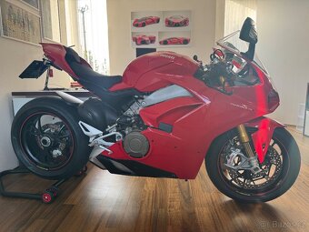 Ducati Panigale V4S - 2