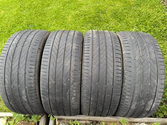 Continental ultra Contact 215/45/16 - 2