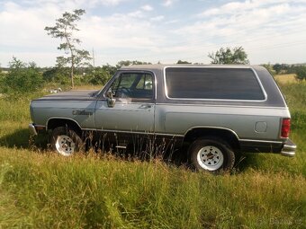 Dodge ramcharger - 2