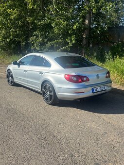 Volkswagen Passat CC 2.0 tdi 2011 - 2