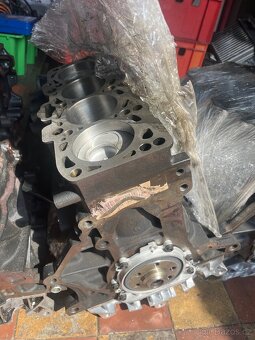 Prodám Bloky motoru - 2