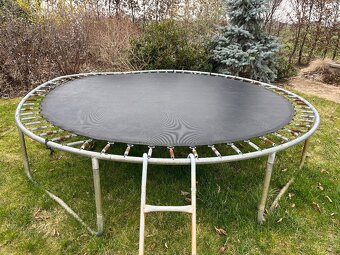 Trampolína - 2