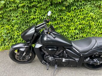 Suzuki intruder 1800 Boss Boack Out - 2