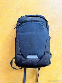 Fotobatoh Lowepro BP 150 AW II, perfektní stav - 2