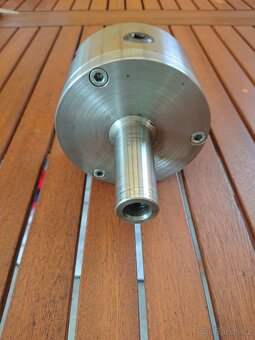 Univerzální sklíčidlo TOS IU 125 4500 / min. - 2