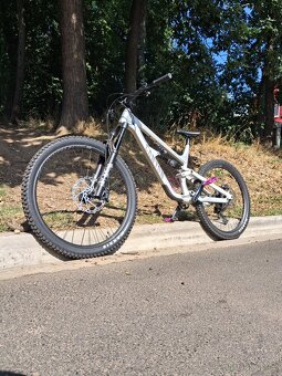 Prodám Canyon Torque Mullet AL 7 (XL) – téměř nové, FOX 38 + - 2