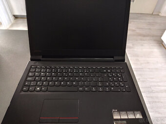 Prodám Lenovo V110-15IAP - 2