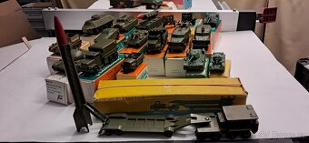 Modely sovětské vojenské techniky - 2