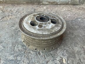 Prodám náboj střed kola Jawa 50 Pionýr (III) - 2