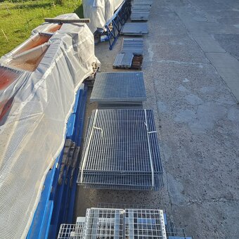 Vyprodej ozinkovane pochozi rosty a schodnice - 2