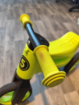 FUNNY WHEELS Odrážedlo zelené 2v1 (bez popruhu) - 2