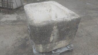 Stará kamenná stírka, kamenka, koryto, 104x80x64 cm - 2