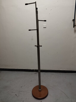 Stojanový věšák - 2