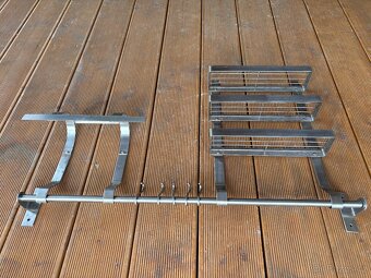 Kuchyňský držák na kořenky a utěrky - 2