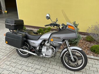 Honda GL 500 Silver Wing - 2