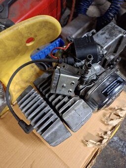 Manet Korádo, MOTOR - 2