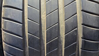 Letní pneu 245/40/18 Bridgestone - 2