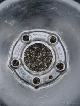 Dojezdové  kolo volvo - 2