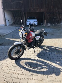Royal Enfield 411 Scram - 2
